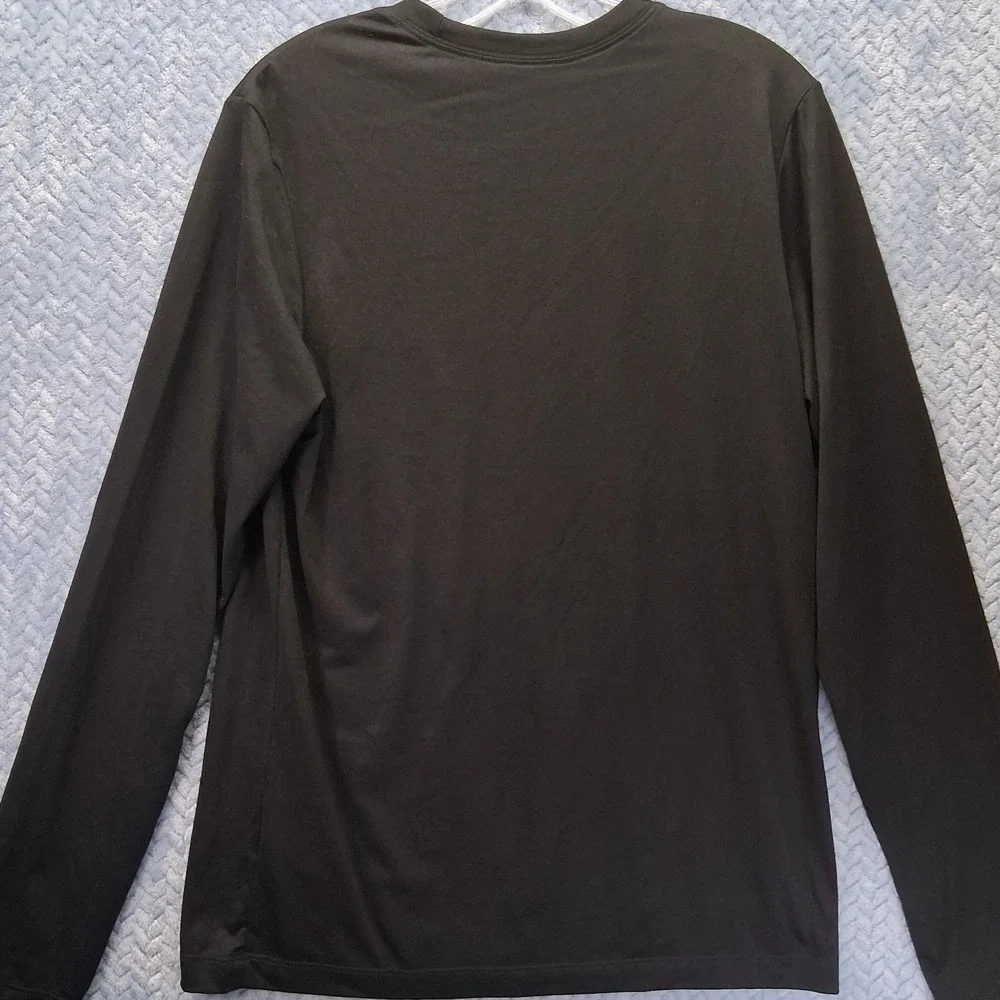 Nike Dri-FIT Mens Medium Black Conqueror Club Athletic Shirt Workout Gym Running